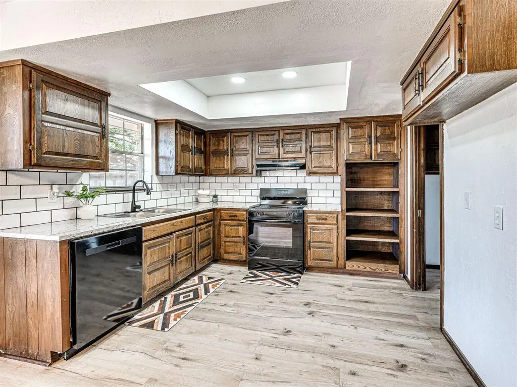 Photo 14 — 107 Clador Drive, Chandler, OK 74834