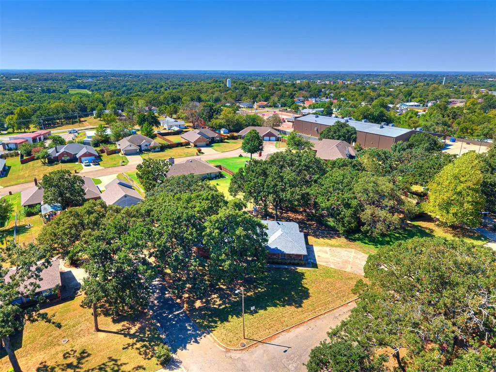 Photo 35 — 107 Clador Drive, Chandler, OK 74834