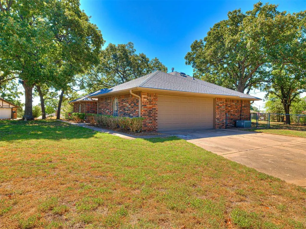 Photo 42 — 107 Clador Drive, Chandler, OK 74834