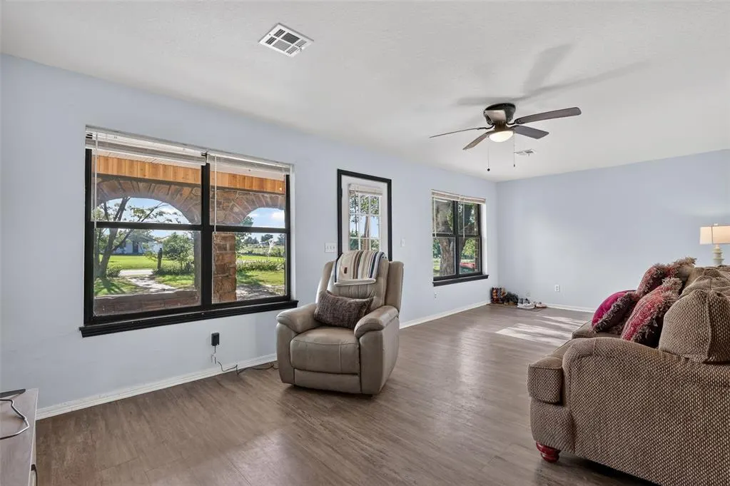 Photo 9 — 2122 N Dobbs, Harrah, OK 73045