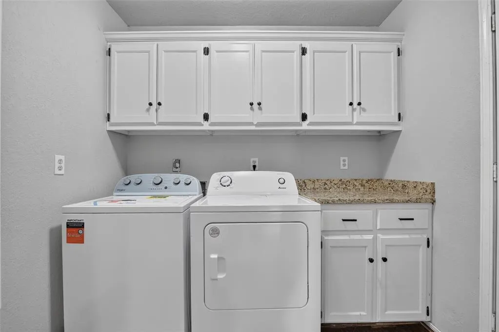 Photo 13 — 2122 N Dobbs, Harrah, OK 73045