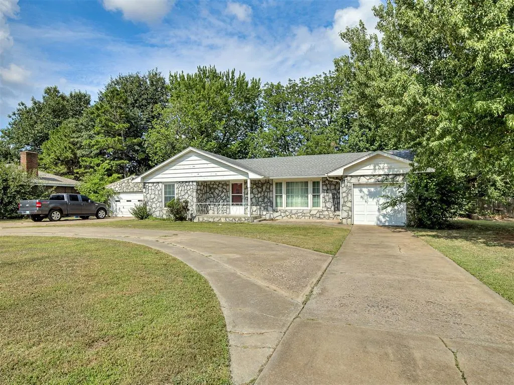 Photo 4 — 1100 S Reno Avenue, El Reno, OK 73036
