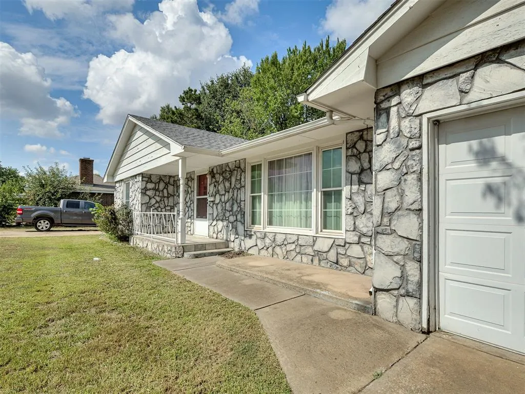 Photo 5 — 1100 S Reno Avenue, El Reno, OK 73036