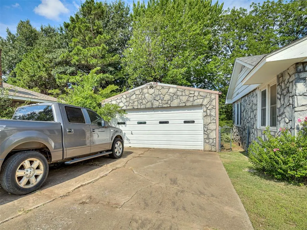 Photo 39 — 1100 S Reno Avenue, El Reno, OK 73036