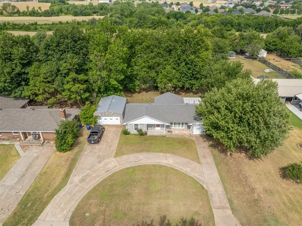 Photo 43 — 1100 S Reno Avenue, El Reno, OK 73036