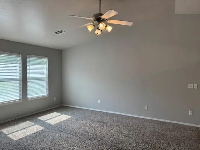Photo 5 — 15516 Camellia Road, Oklahoma City, OK 73170