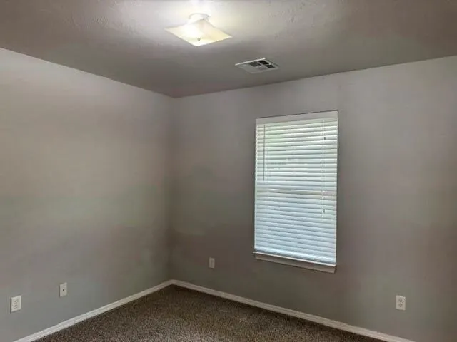 Photo 15 — 15516 Camellia Road, Oklahoma City, OK 73170