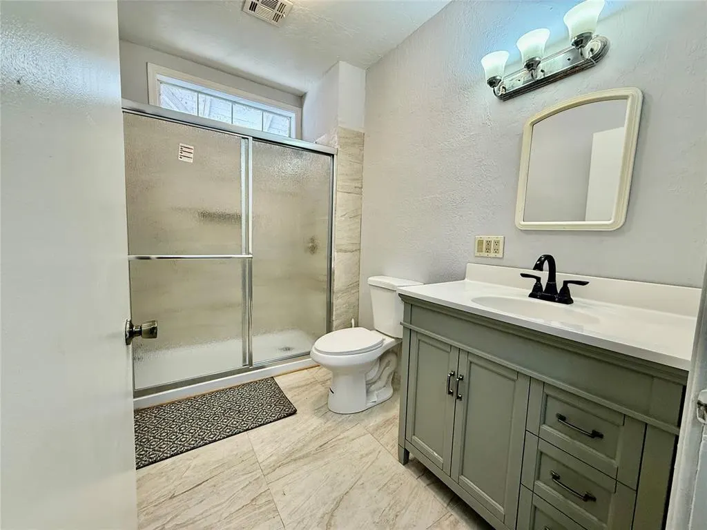 Photo 9 — 1013 W 3rd Street, Elk City, OK 73644