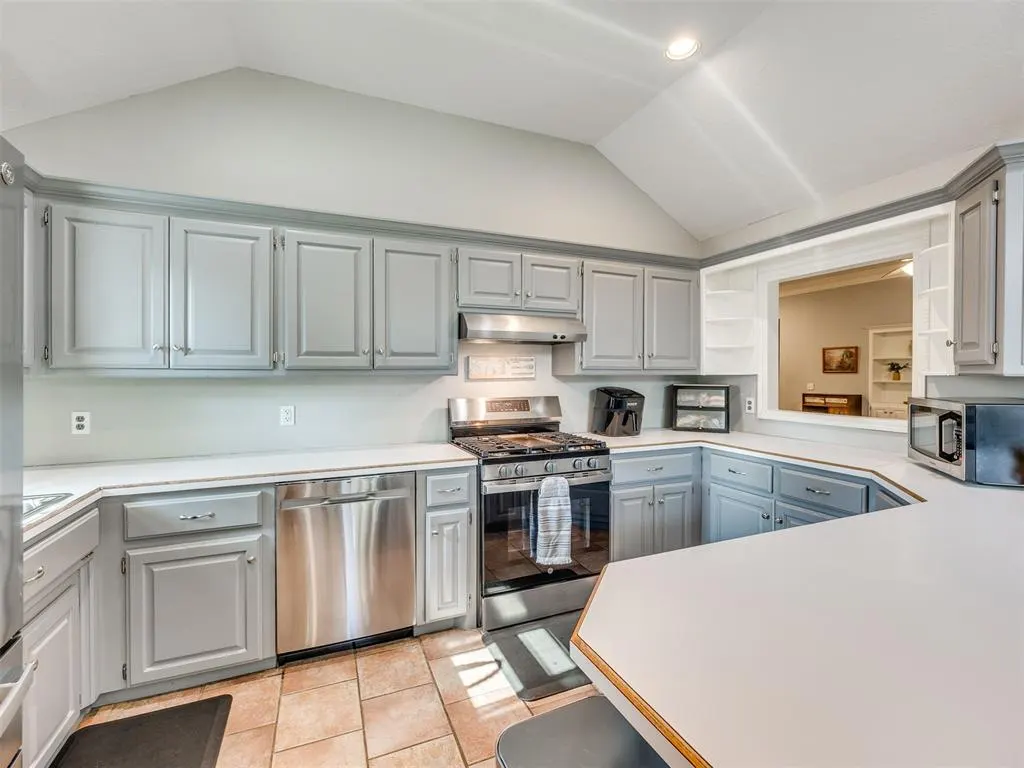 Photo 3 — 2905 SW 125th Street, Oklahoma City, OK 73170