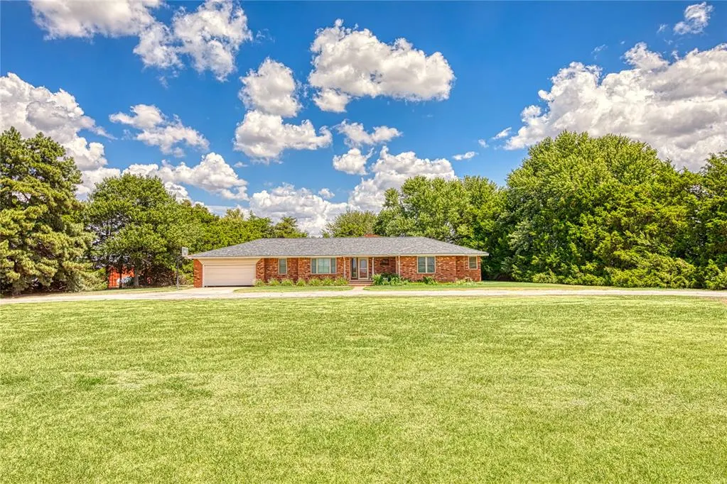 Front exterior — 46864 Us Highway 270 Highway, Seiling, OK 73853