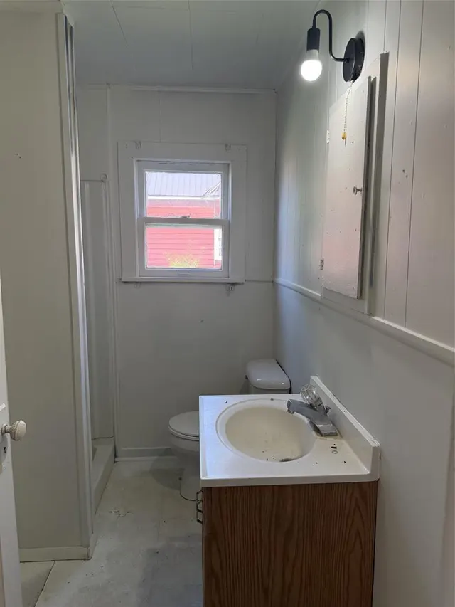 Photo 7 — 520 W Tom Stafford Street, Weatherford, OK 73096