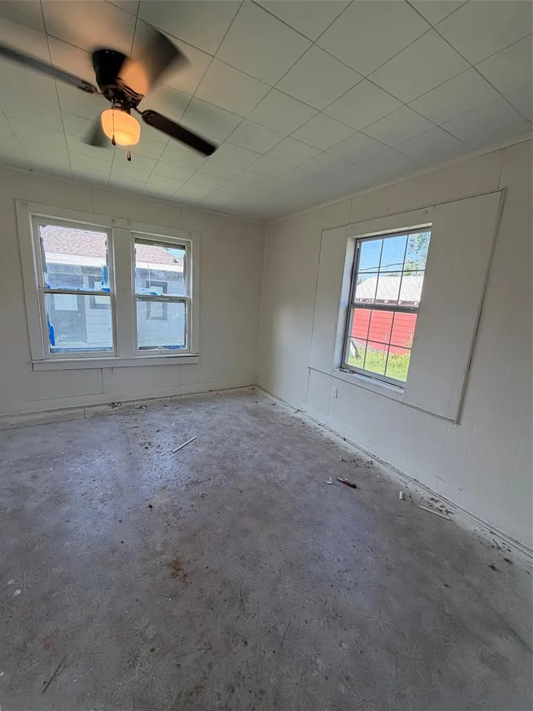 Photo 10 — 520 W Tom Stafford Street, Weatherford, OK 73096