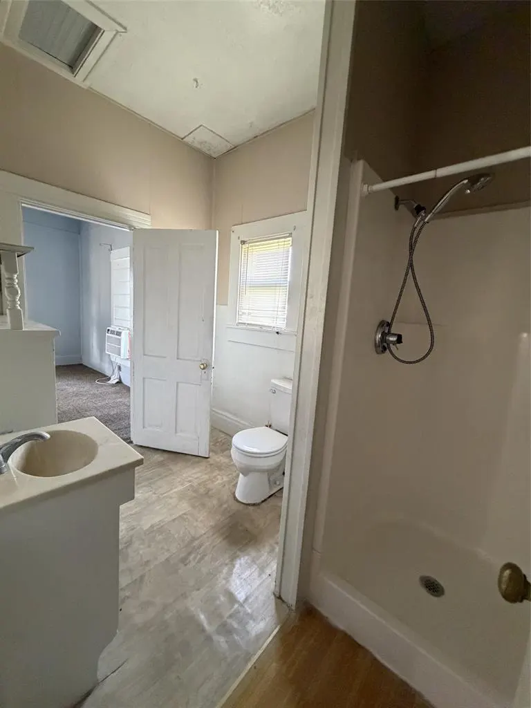 Photo 17 — 520 W Tom Stafford Street, Weatherford, OK 73096