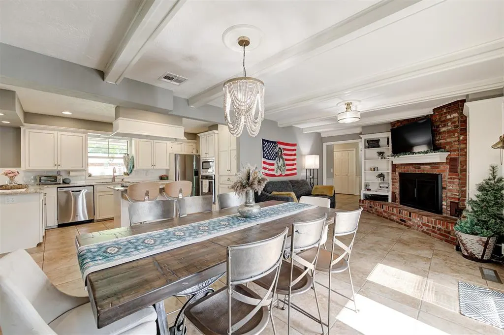 Photo 10 — 1301 Brookhaven Boulevard, Norman, OK 73072