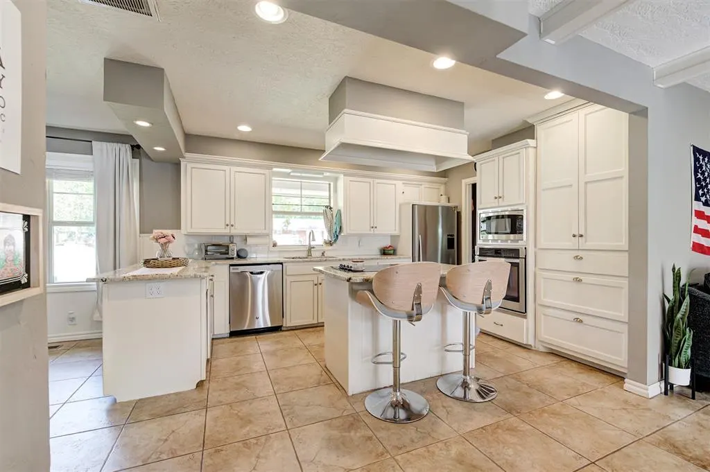 Photo 14 — 1301 Brookhaven Boulevard, Norman, OK 73072