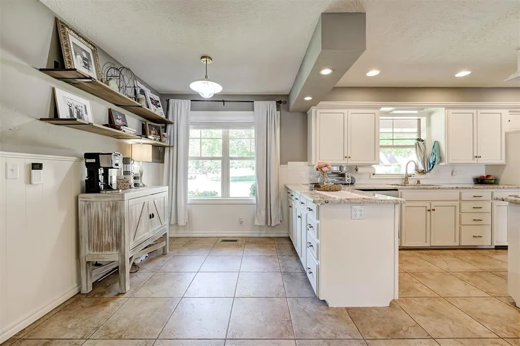 Photo 19 — 1301 Brookhaven Boulevard, Norman, OK 73072