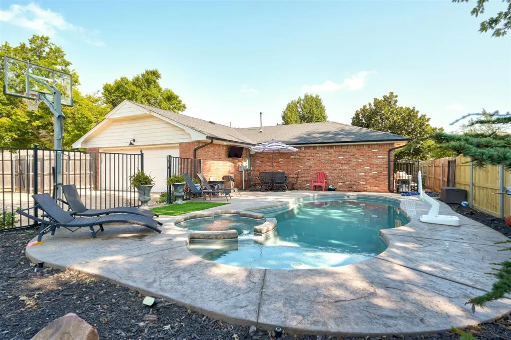 Photo 46 — 1301 Brookhaven Boulevard, Norman, OK 73072