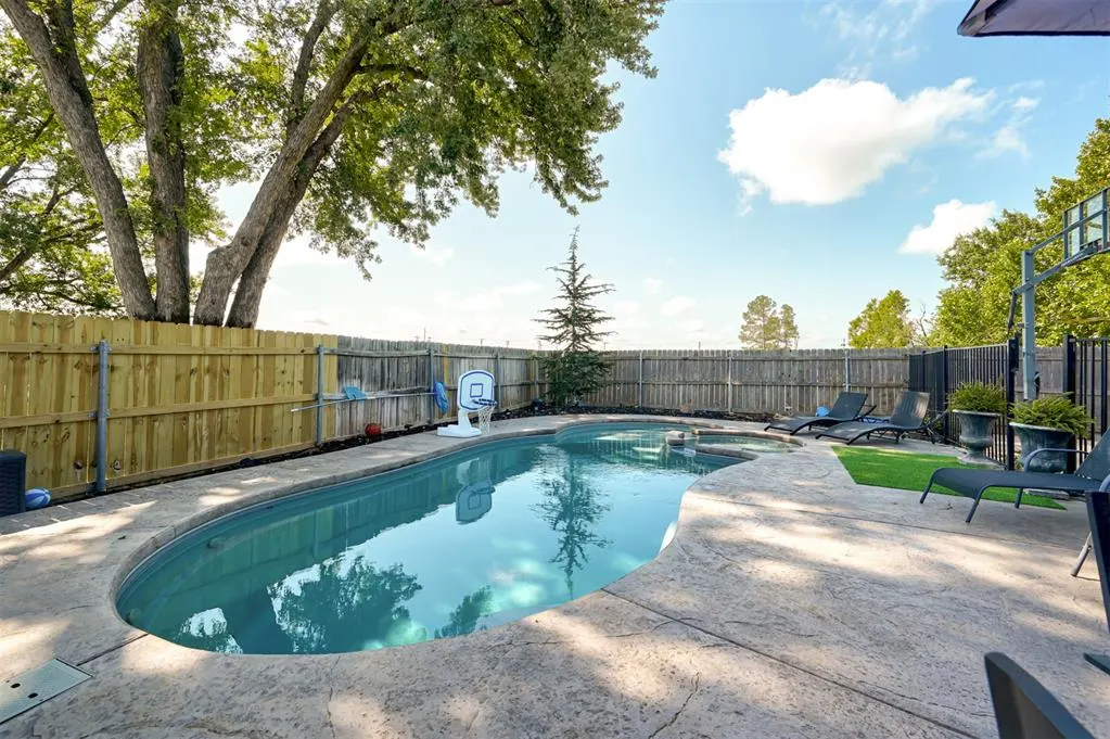 Photo 48 — 1301 Brookhaven Boulevard, Norman, OK 73072