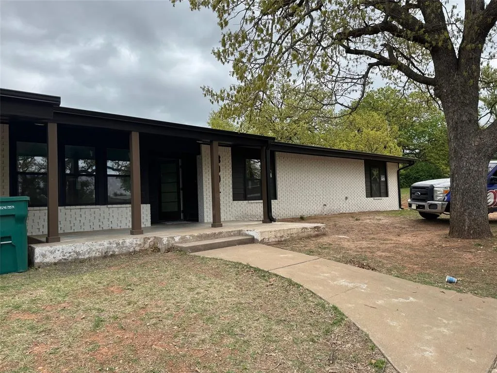 Photo 2 — 3001 Norcrest Drive, Oklahoma City, OK 73121