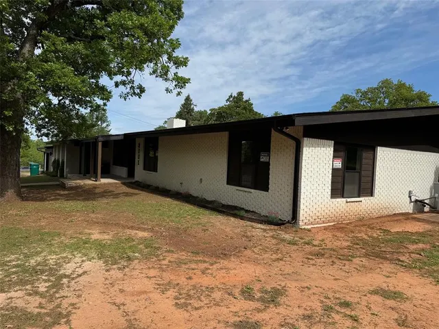 Photo 4 — 3001 Norcrest Drive, Oklahoma City, OK 73121