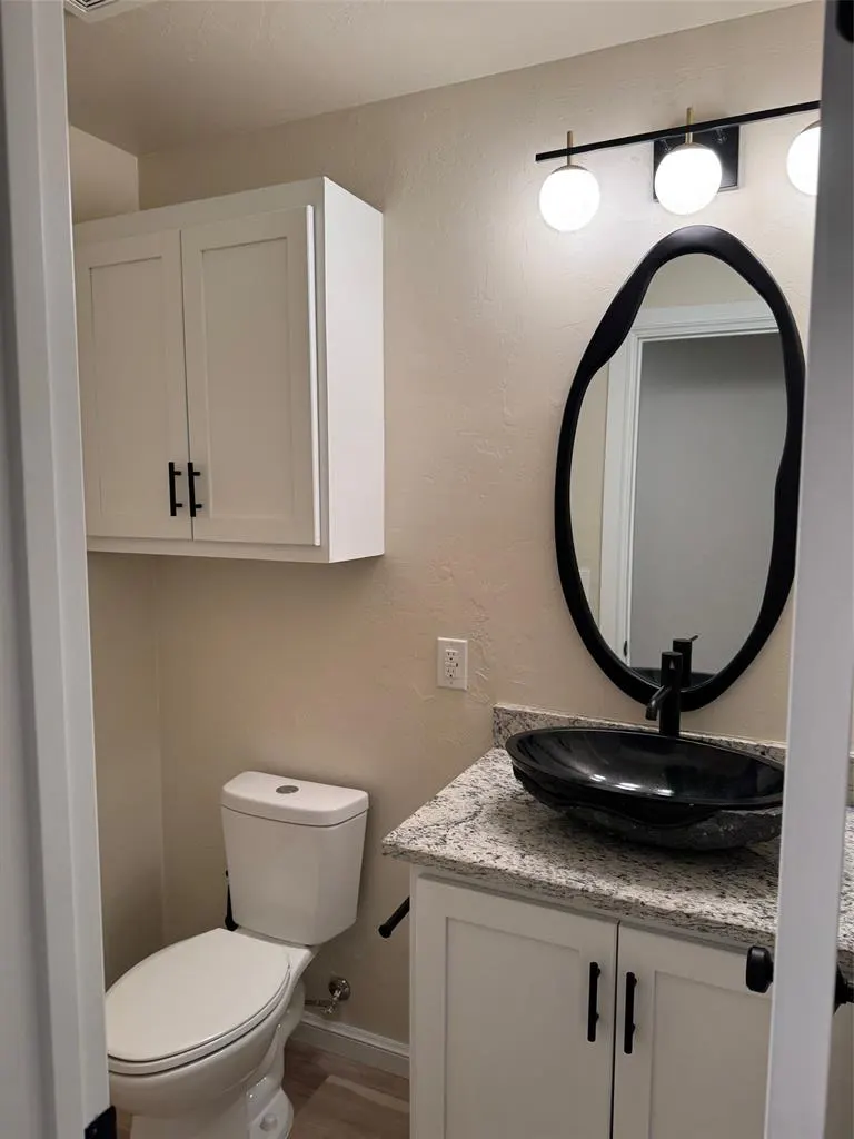 Photo 32 — 3001 Norcrest Drive, Oklahoma City, OK 73121