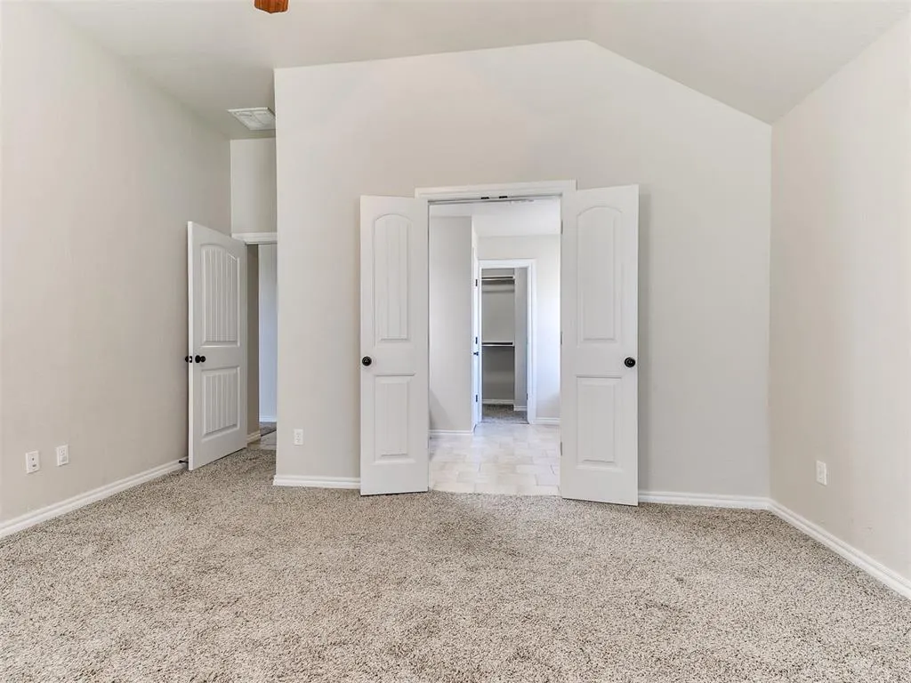 Photo 30 — 925 NE 30th Street, Moore, OK 73160