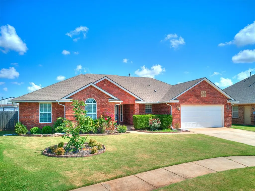 Photo 45 — 925 NE 30th Street, Moore, OK 73160