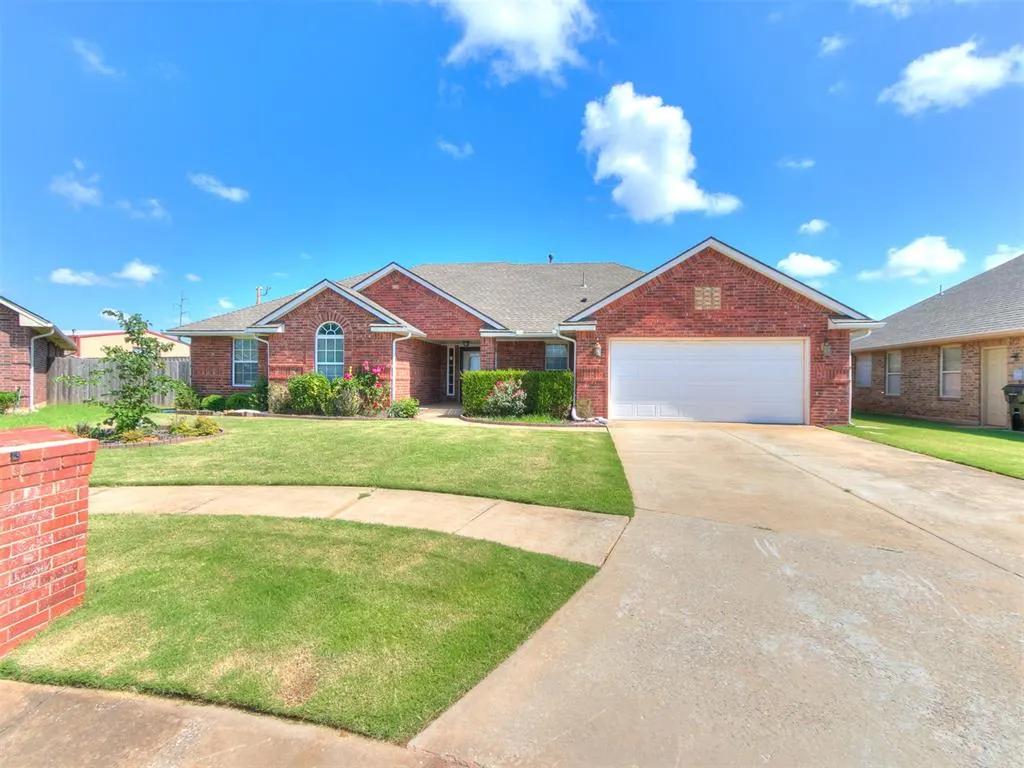 Photo 46 — 925 NE 30th Street, Moore, OK 73160