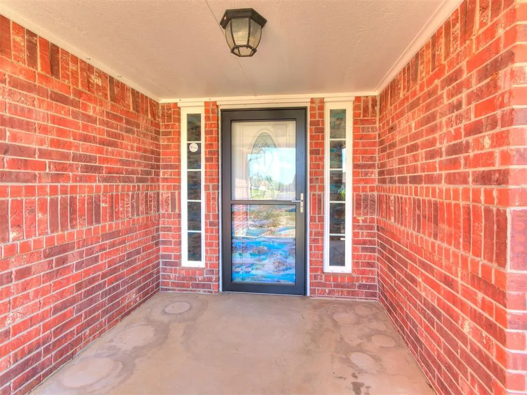 Photo 47 — 925 NE 30th Street, Moore, OK 73160