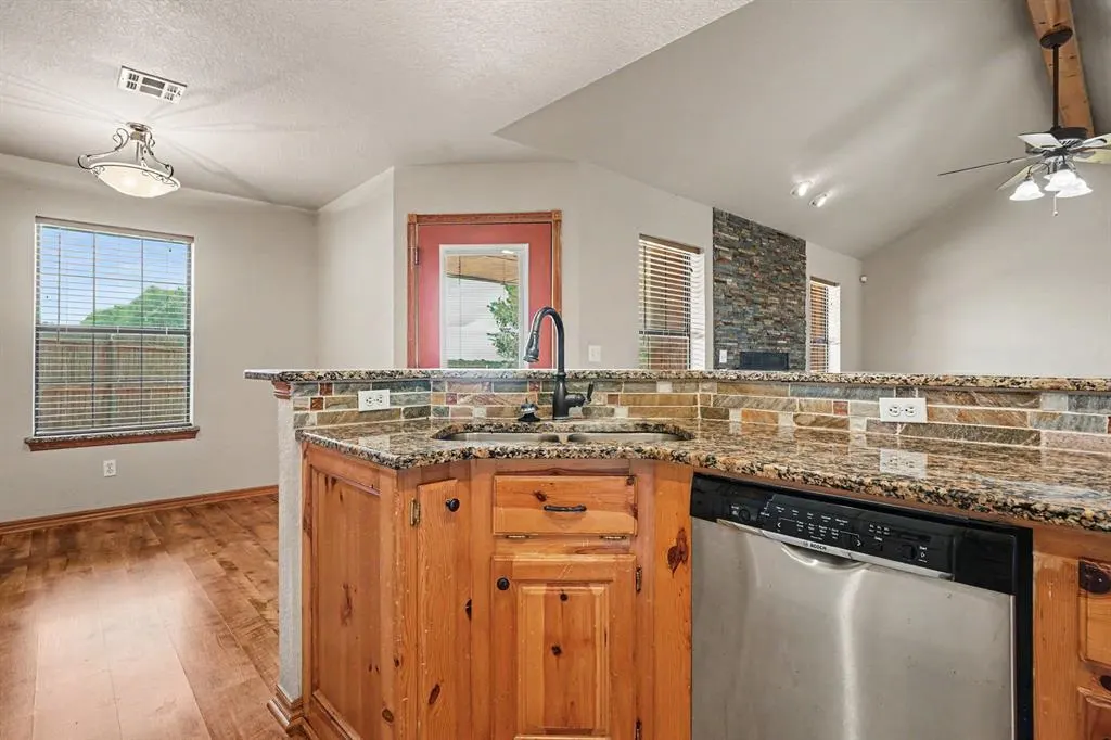 Photo 18 — 10970 220th Street, Blanchard, OK 73010