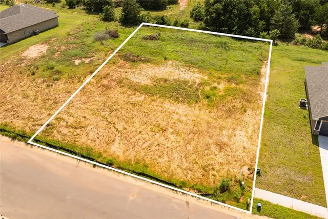 Photo 3 — 4664 Lincoln Landing, Harrah, OK 73045