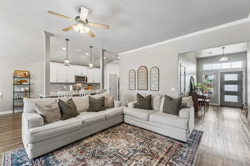 Photo 8 — 1708 W Zachary Way, Mustang, OK 73064