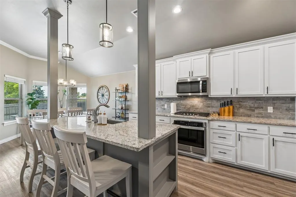 Photo 14 — 1708 W Zachary Way, Mustang, OK 73064
