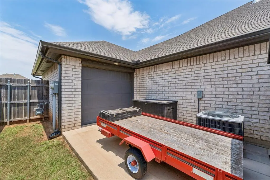 Photo 48 — 1708 W Zachary Way, Mustang, OK 73064