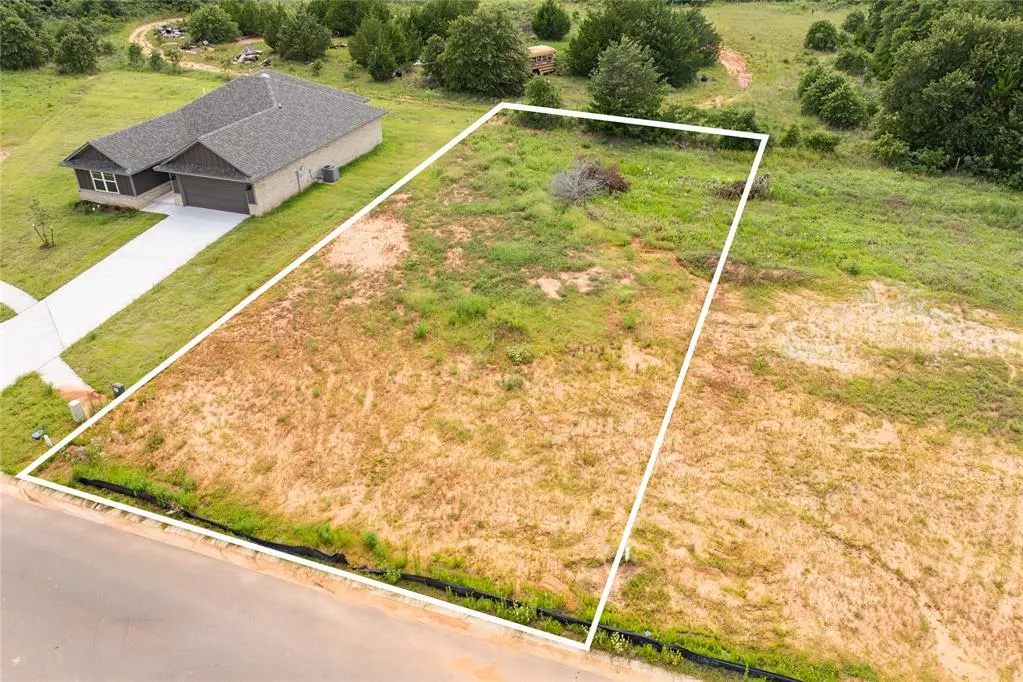 Front exterior — 4672 Lincoln Landing, Harrah, OK 73045