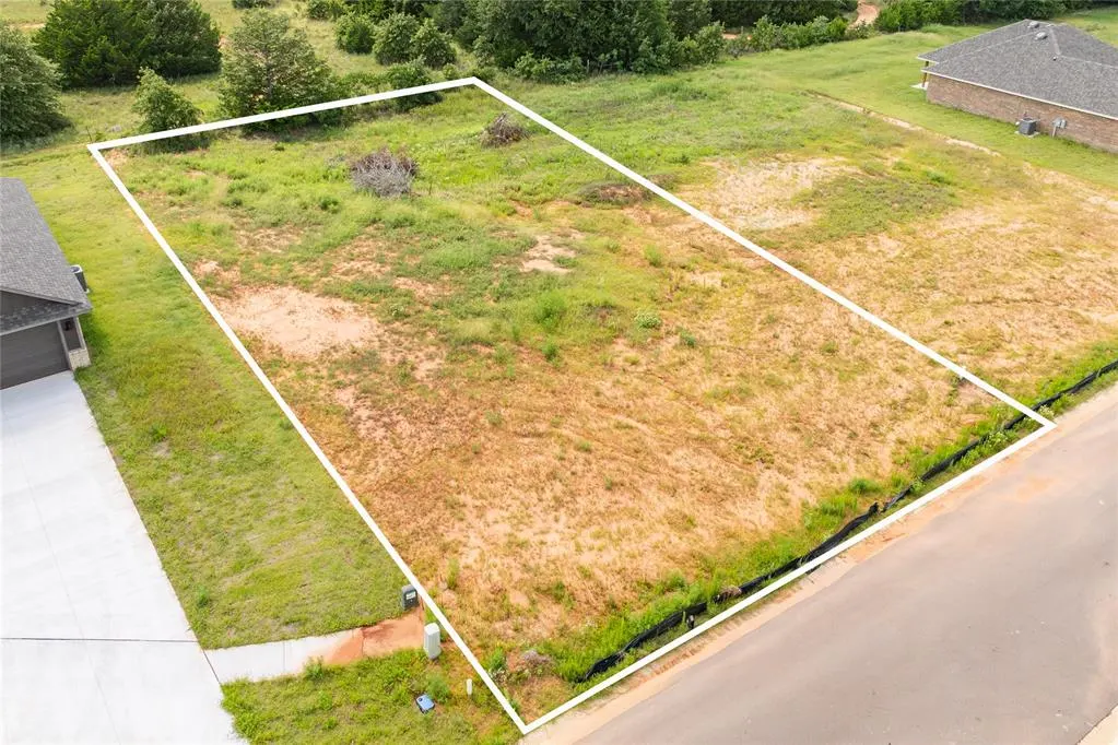Photo 3 — 4672 Lincoln Landing, Harrah, OK 73045
