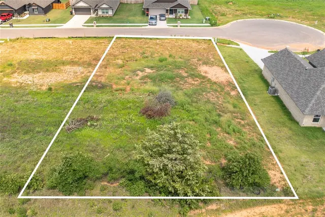 Photo 4 — 4672 Lincoln Landing, Harrah, OK 73045