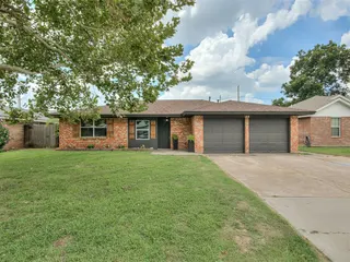 Sold home at 128 SW 6th Street