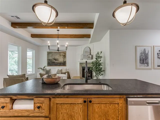Photo 4 — 113 W 4th Street, Arcadia, OK 73007