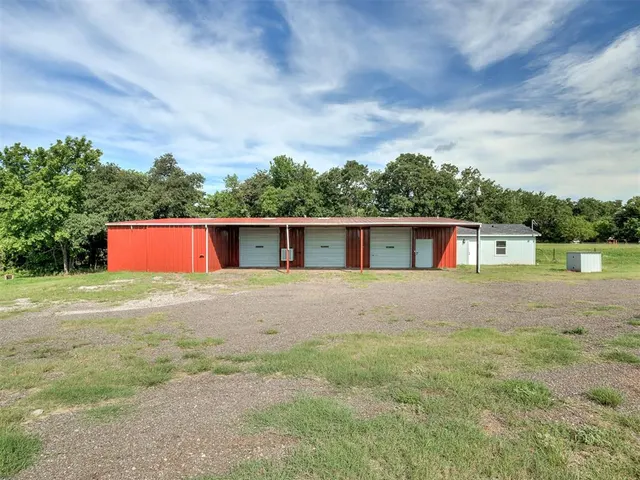 Photo 6 — 1402 W Veterans Memorial Highway, Blanchard, OK 73010