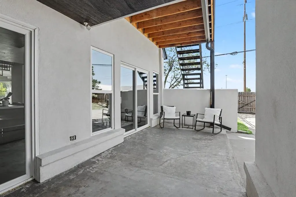 Photo 12 — 7901 W Lakeshore Drive, Oklahoma City, OK 73132