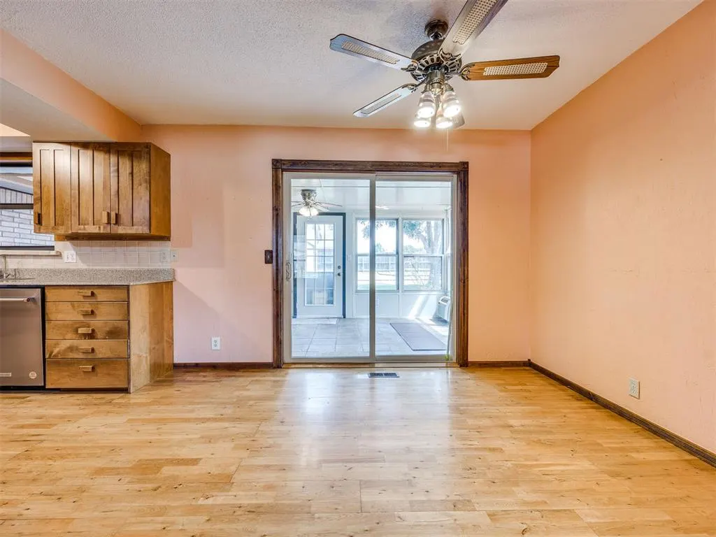 Photo 7 — 1501 Apollo Road, Edmond, OK 73003