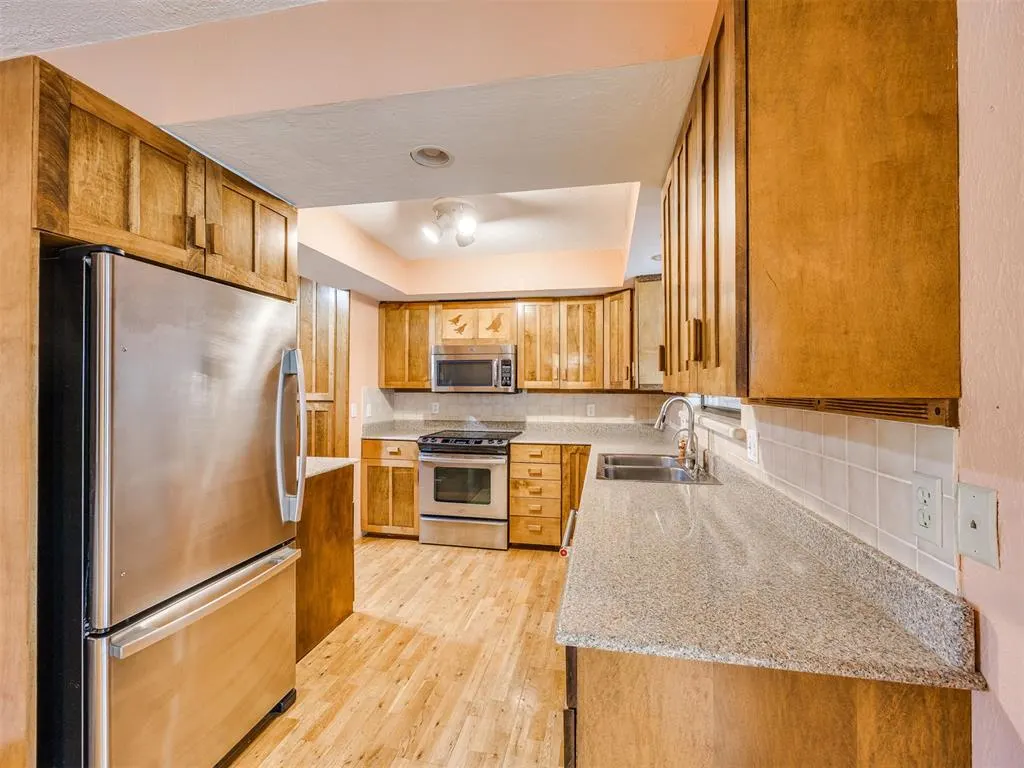Photo 8 — 1501 Apollo Road, Edmond, OK 73003