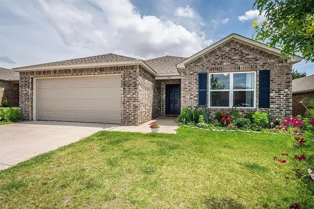 Front exterior — 1332 Dustin Drive, Edmond, OK 73003