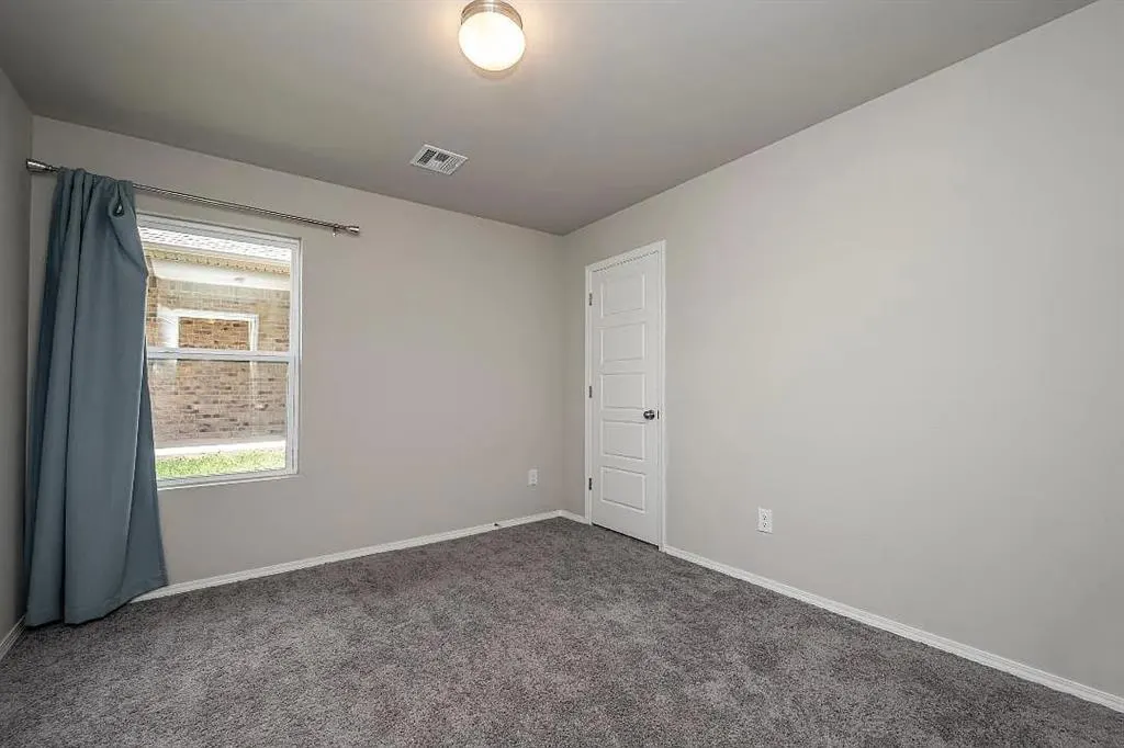 Photo 16 — 1332 Dustin Drive, Edmond, OK 73003