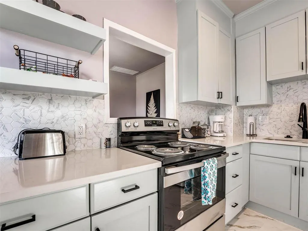 Photo 14 — 3627 N Shartel Avenue, Oklahoma City, OK 73118