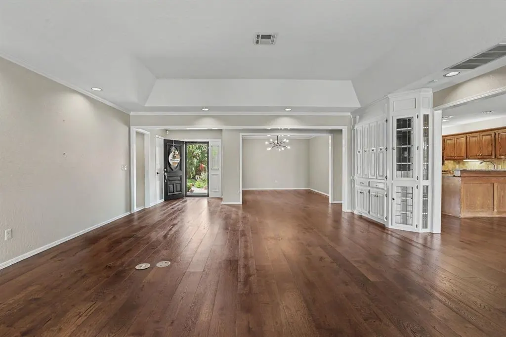 Photo 8 — 10408 Mantle Drive, Oklahoma City, OK 73162