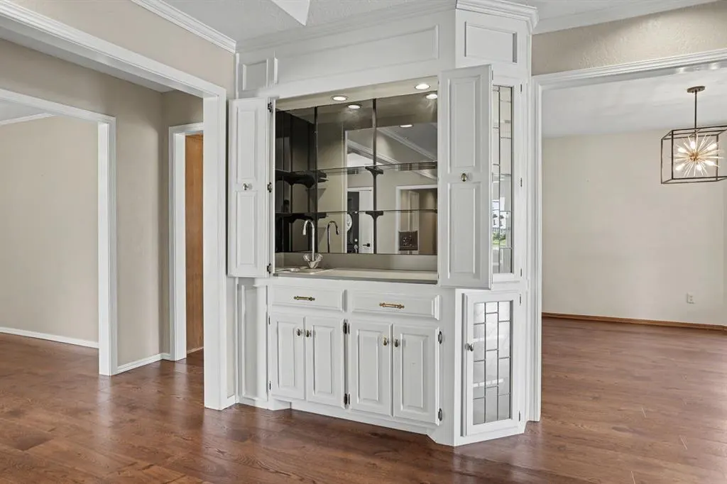 Photo 10 — 10408 Mantle Drive, Oklahoma City, OK 73162