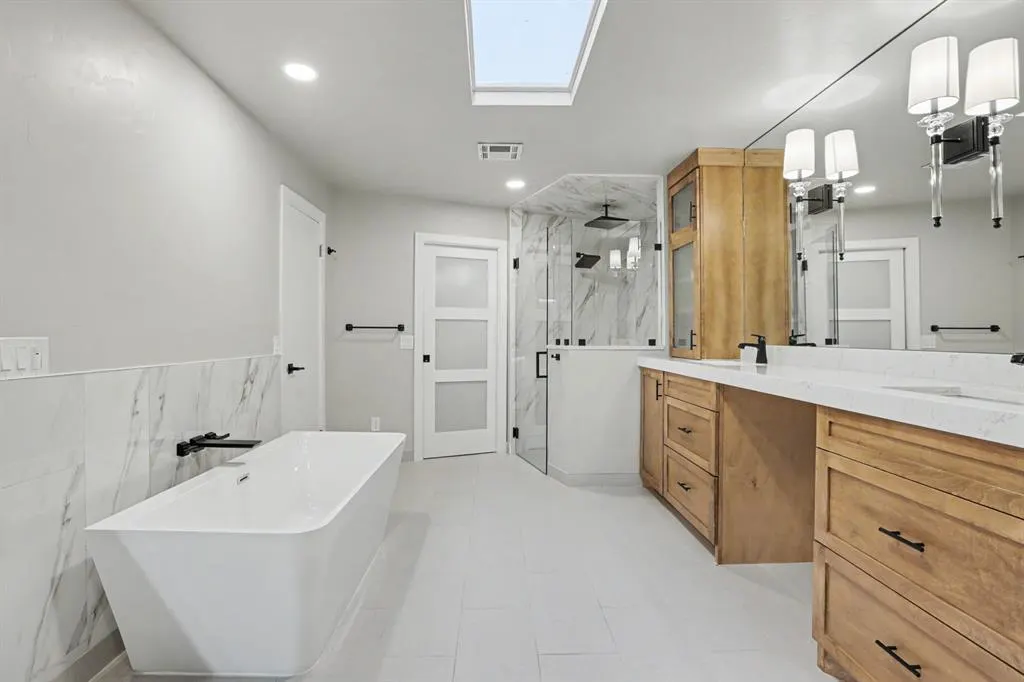 Photo 18 — 10408 Mantle Drive, Oklahoma City, OK 73162