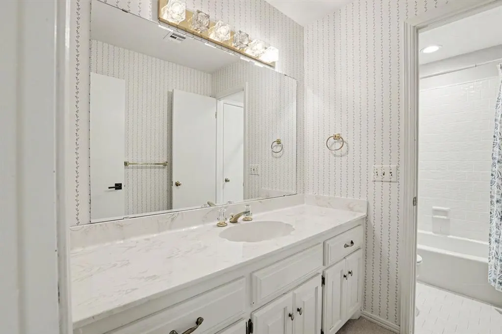 Photo 26 — 10408 Mantle Drive, Oklahoma City, OK 73162